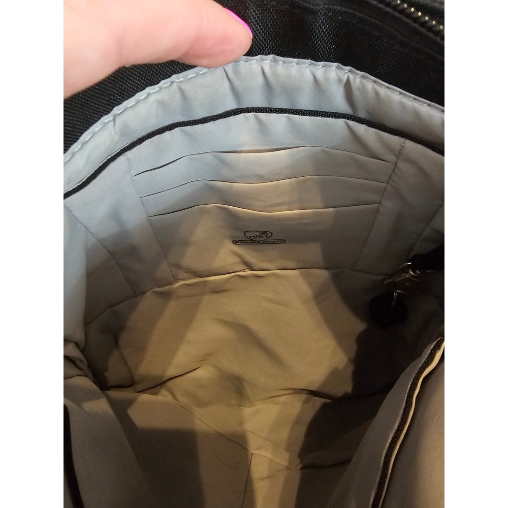 Travelon Crossbody Bag Small 8x10 Women Black Anti-Theft RFID st12 - Picture 4 of 8